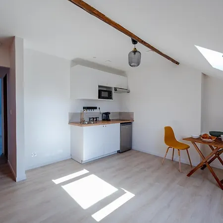 Les Maisons Acajou -