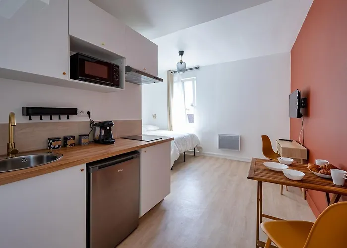 Les Maisons Acajou -